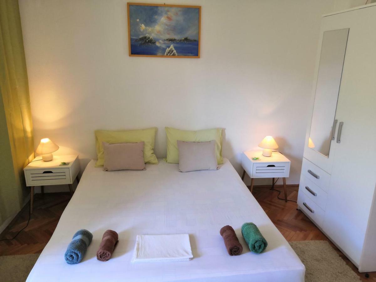 Srhoj Apartman Stari Grad (Hvar)