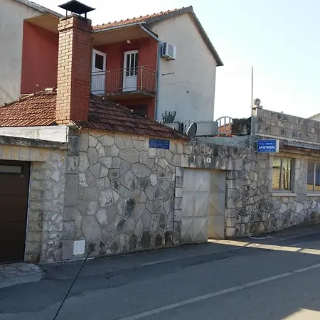 Apartments Srhoj Stari Grad  Room photo