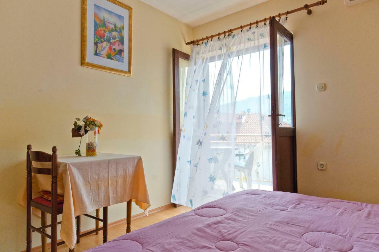 Srhoj Apartment